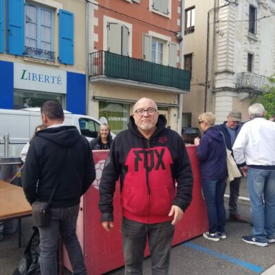 bar des commerçants avec président de l'association