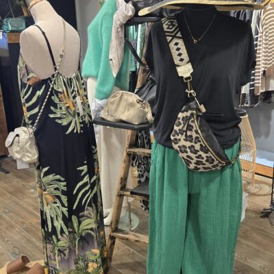 mannequins tenue d'été femme (combinaison et tee-shirt pantalon)