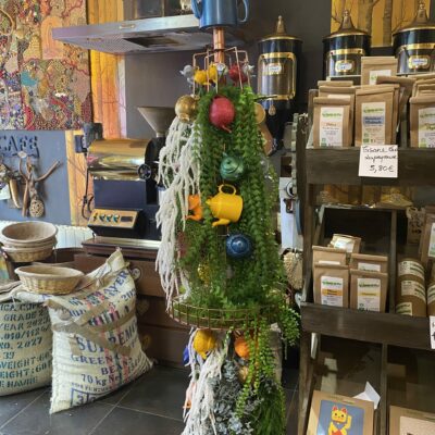 Décoration arbre à théières