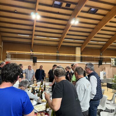 repas de fin de première journée aves les exposants et les commerçants