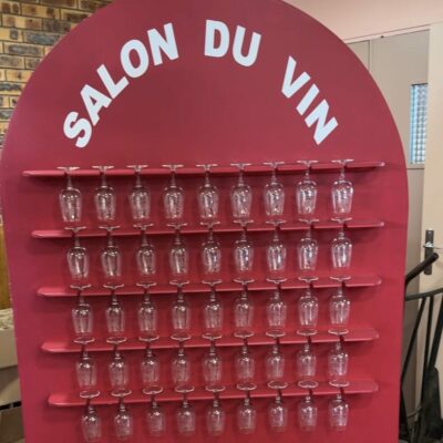présentoir à verre salon du vin